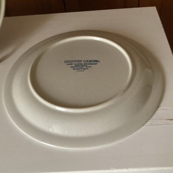 Vintage Country Casual “Sunnyvale” Dinner Plates, Set of 2 - Picture 6 of 7